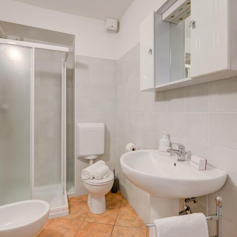 Casa Alpino - One Bedroom Apartment with Balcony 2 - 1