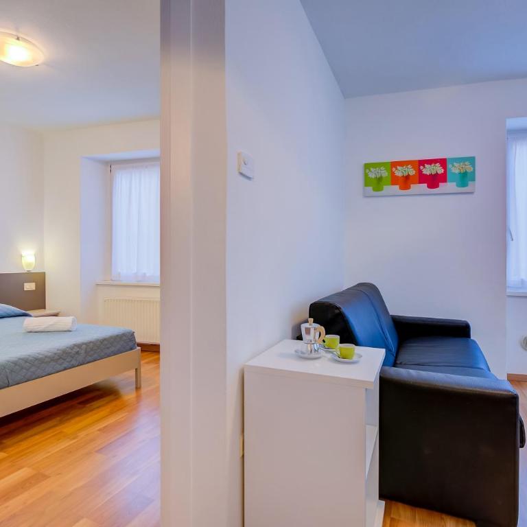 Casa Alpino - One Bedroom Apartment with Balcony 3 - 5