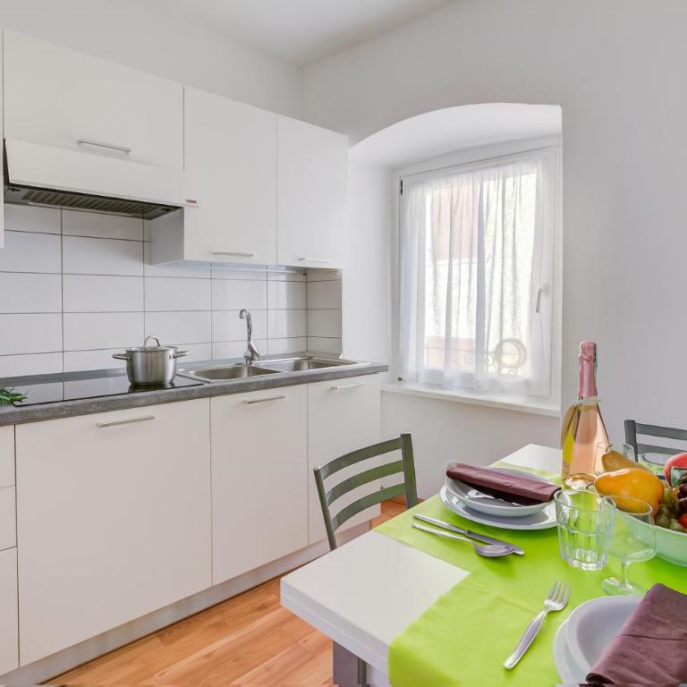 Casa Alpino - Appartamento con 2 Camere da Letto e Balcone - 7