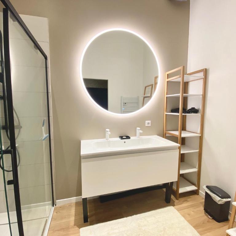 STAYnGOLF - Chambre Double ou Lits Jumeaux de Luxe avec Accès Piscine - 10