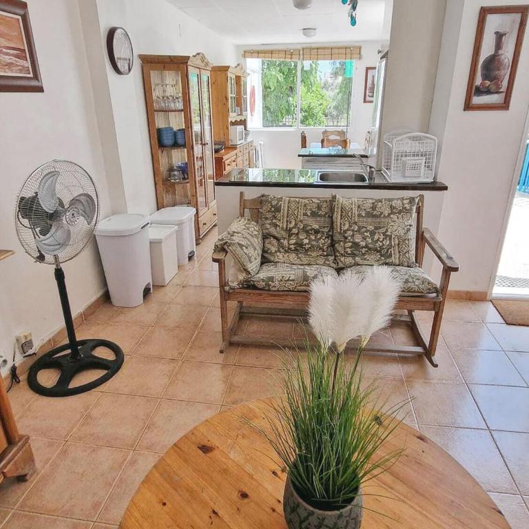 House with exclusive pool and garden 7 min walk from the beach and the center - Casa - 32