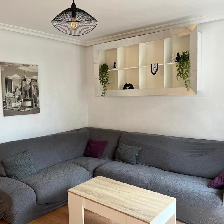 BioHomeValencia - Three-Bedroom Apartment - 12