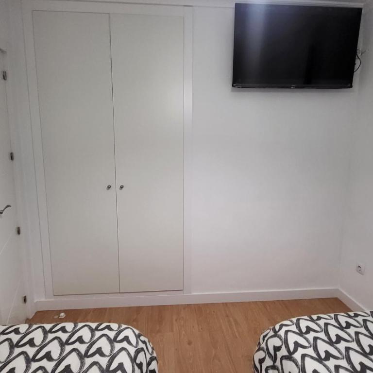 BioHomeValencia - Three-Bedroom Apartment - 22
