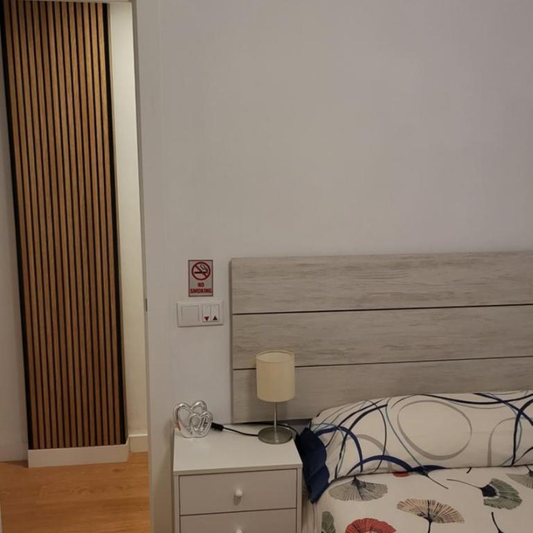 BioHomeValencia - Three-Bedroom Apartment - 26