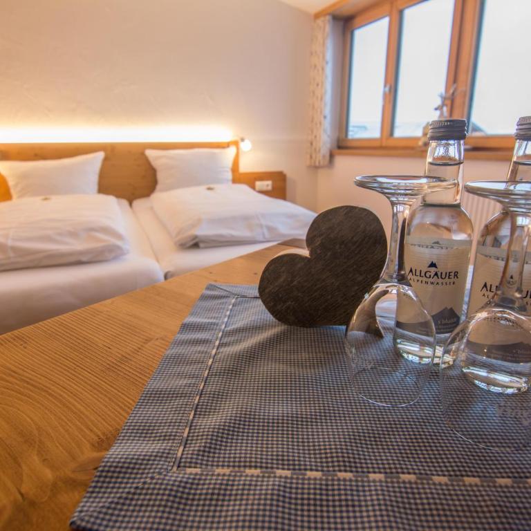 Gasthof Hirsch Vorderburg - Doppelzimmer mit Bergblick - 4