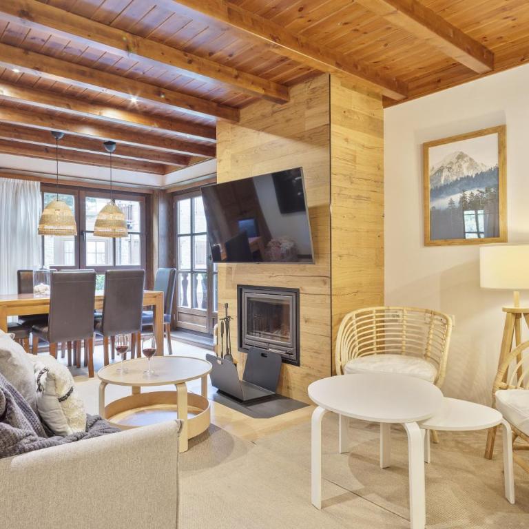 Luderna - Apto Val de Ruda B135 Era Tringòla - Three-Bedroom Apartment - 1