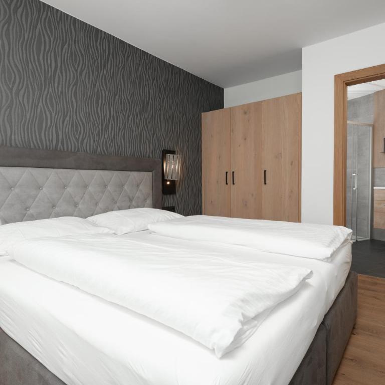 A Casa Elements - Two-Bedroom Apartment - 13