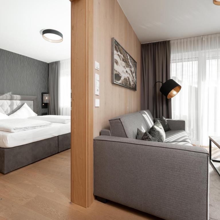 A Casa Elements - One-Bedroom Apartment - 4