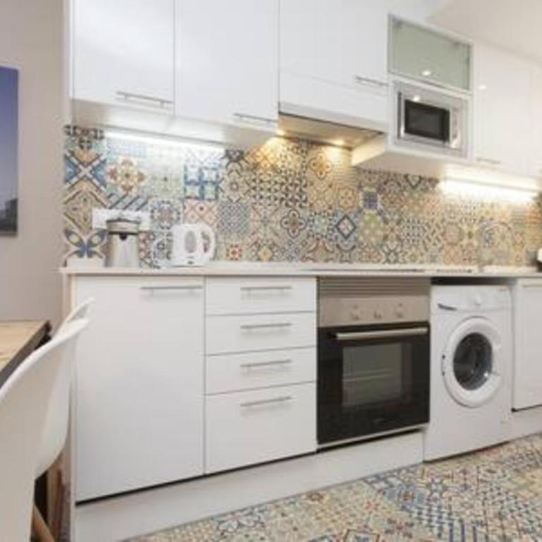Designer Apt near FIRA Balcony 5PPWIFISMART TV by MyRentalHost - Apartamento de 2 dormitorios - 12