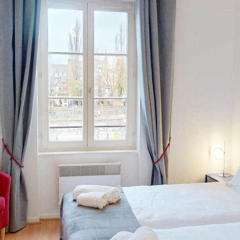 Au bord de l’eau - One-Bedroom Apartment - 16
