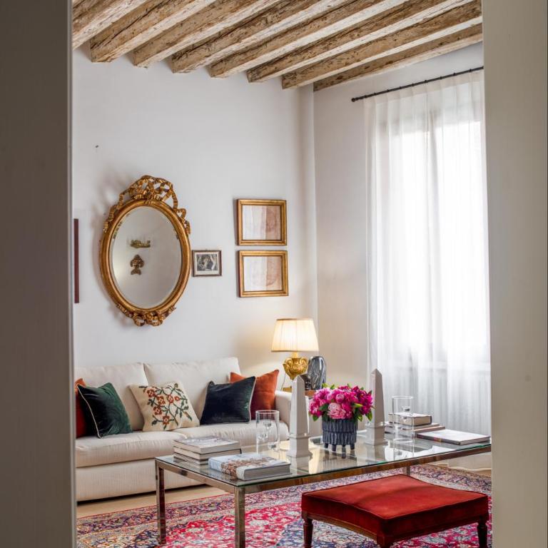 Miracoli Apartment with View on the Canal R&R - Two-Bedroom Apartment - 5
