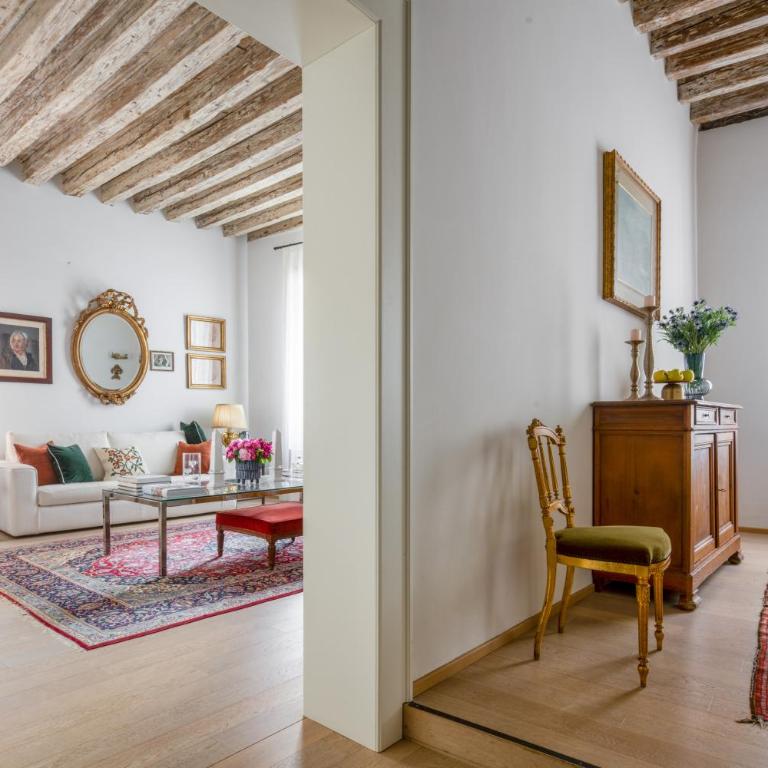 Miracoli Apartment with View on the Canal R&R - Two-Bedroom Apartment - 10