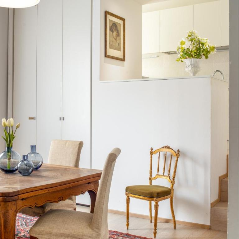 Miracoli Apartment with View on the Canal R&R - Two-Bedroom Apartment - 16
