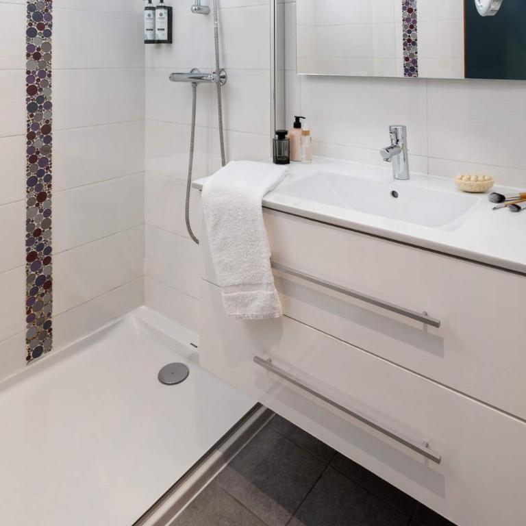 Hôtel Valdys Thalasso & Spa - les Pins - Chambre Privilège avec Balcon - 8