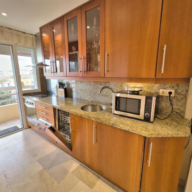 PM 1-7A. Spacious Two Bedroom Apartment in Marbella Centre. - Apartamento de 2 dormitorios - 8
