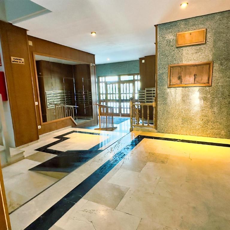 PM 1-7A. Spacious Two Bedroom Apartment in Marbella Centre. - Apartamento de 2 dormitorios - 33