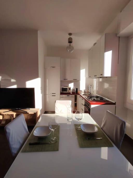 Bilocale luminoso e accogliente zona Marche - Appartamento con 1 Camera da Letto - 14