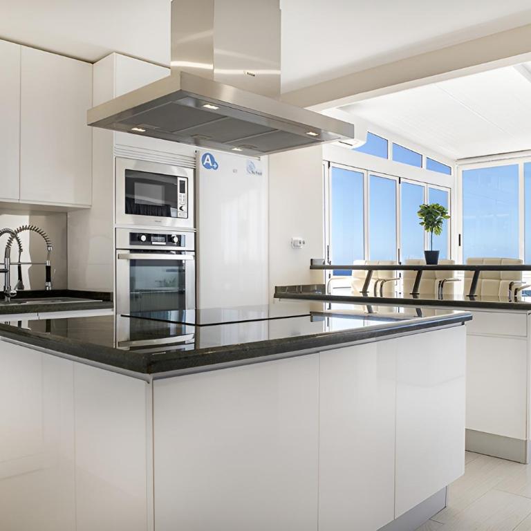 MAGNIFICENT FLAT with SPLENDID OCEAN VIEWS - Apartamento de 2 dormitorios - 16