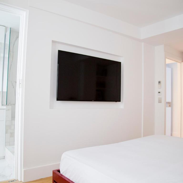 Apolline - Luxury 3BR Suite Quai Saint-Michel Cathedral Views - Appartement 3 Chambres - 7