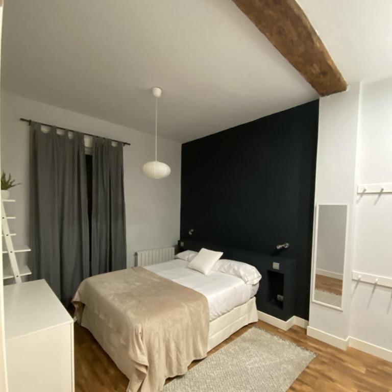 Bailén Vivienda Turística reformada - Two-Bedroom Apartment - 6