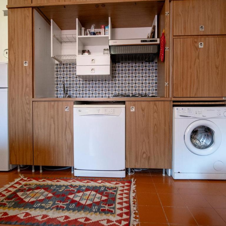 182 - Casa degli Ulivi Cavi di Lavagna, 50metri dal mare e dalle spiagge - Appartamento con 2 Camere da Letto - 24