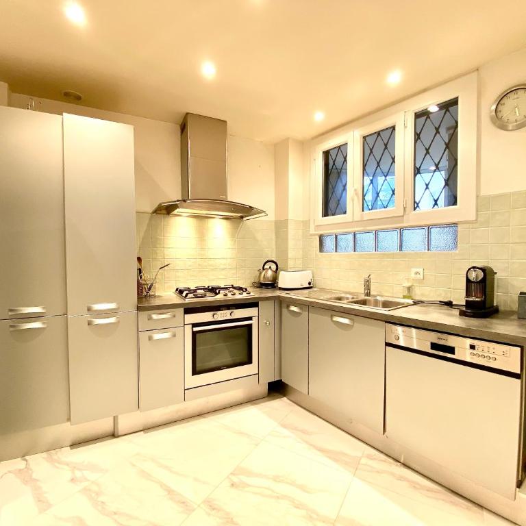 La Rotonde SCLS - Climatisation, Wifi, 2 chambres - Appartement 2 Chambres - 11