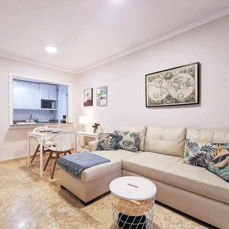Marbella centro playa by Houselogy - One-Bedroom Apartment - 2