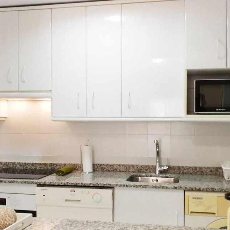 Marbella centro playa by Houselogy - One-Bedroom Apartment - 4