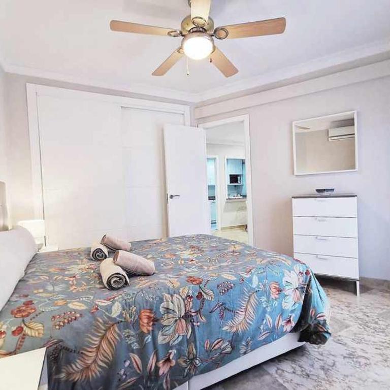 Marbella centro playa by Houselogy - One-Bedroom Apartment - 7