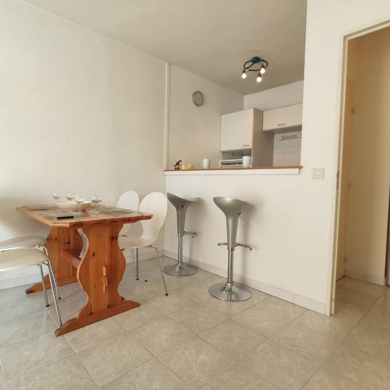Appartement 2 pièces avec terrasse à 100m de la plage - Parking privé, Antibes - FR-1-252-155 - Appartamento (4 Adulti) - 12
