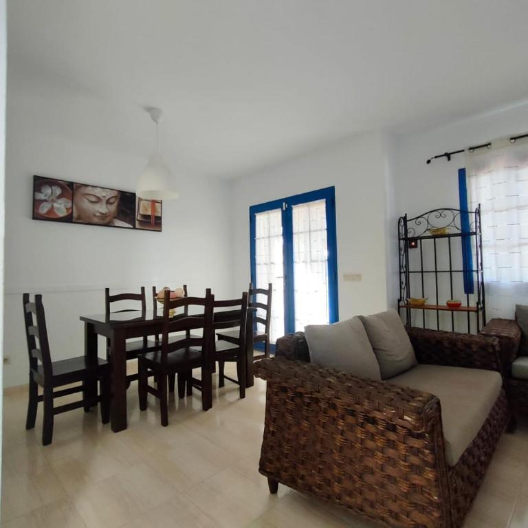 Villa Rubicón Costa - Three-Bedroom Villa - 11