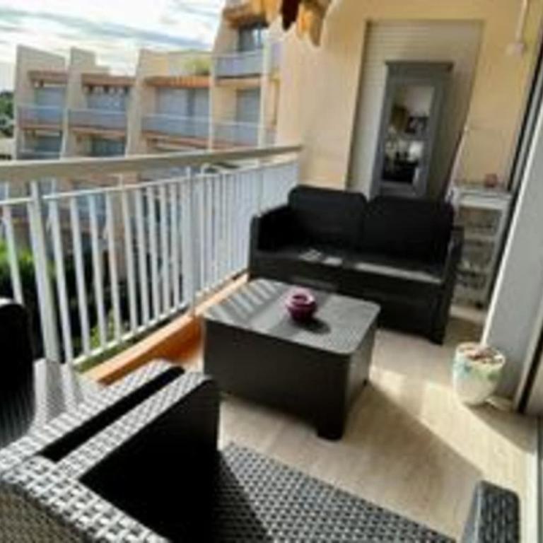 Cosy family nest with balcony and shared pool - Appartamento - 11