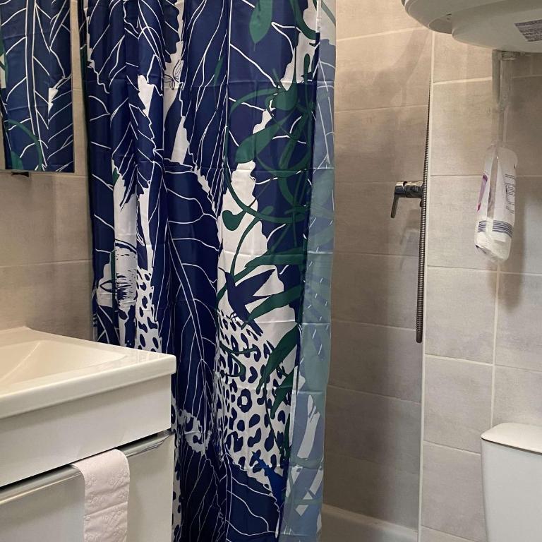 Charmant T2 rénové avec clim, WiFi et parking à 15 min des Thermes de Balaruc-les-Bains - FR-1-553-229 - Apartment - 6