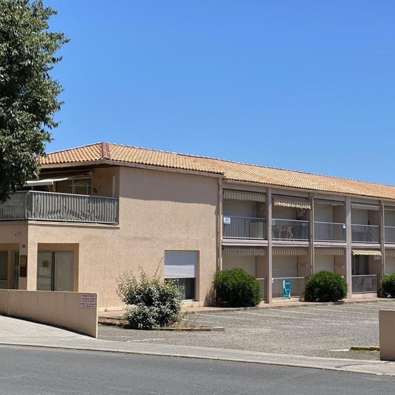 Charmant T2 rénové avec clim, WiFi et parking à 15 min des Thermes de Balaruc-les-Bains - FR-1-553-229 - Apartment - 9