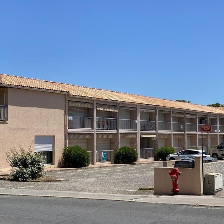 Charmant T2 rénové avec clim, WiFi et parking à 15 min des Thermes de Balaruc-les-Bains - FR-1-553-229 - Apartment - 10