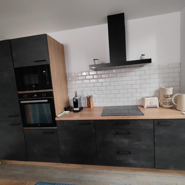 Ô Loft - 3 chambres avec 3 salles de bains - parking - climatisation - Casa con 3 Camere da Letto - 36