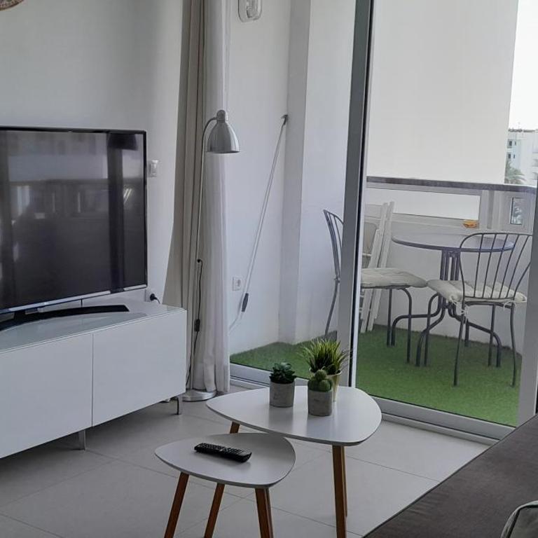 Centro Todo cerca - Apartamento de 2 dormitorios - 2