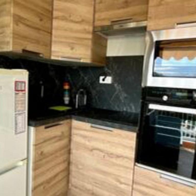 Cosy family nest with balcony and shared pool - Appartamento - 6