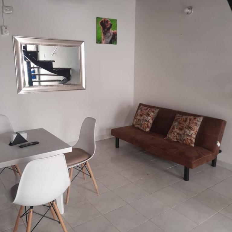 Apartamento Amoblado con Ventilador - Apartamento de 2 dormitorios - 6