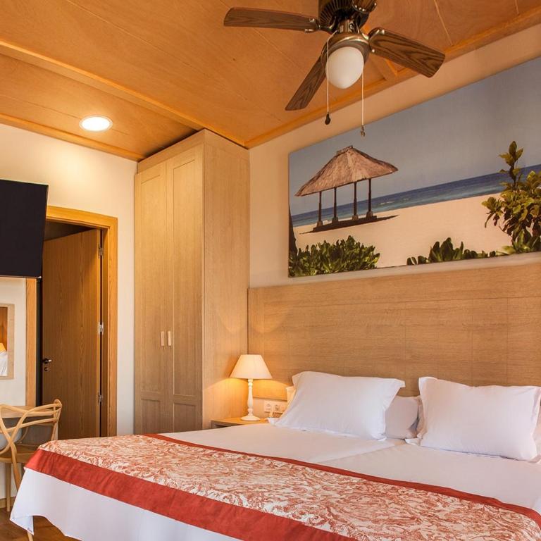 Magic Natura Resort - Bungalow de 2 dormitorios con acceso al parque Terra Natura (2 adultos) - 1