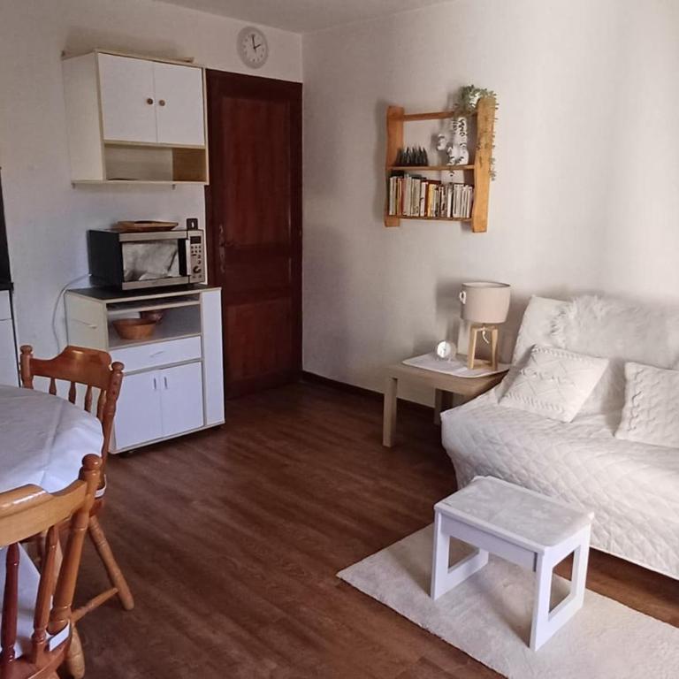Appartement 2 Pièces, 5 Pers, Proche Télésiège, Balcon - FR-1-676-64 - Appartement - 2