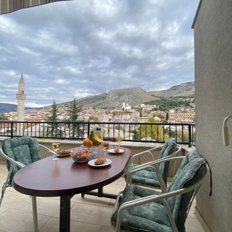 Heart of Old Town Apartment - Two-Bedroom Apartment - 14