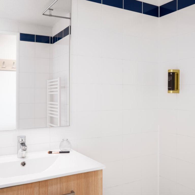 Séjours & Affaires Serris Rive Gauche - Studio Supérieur - 2 Personnes - 2