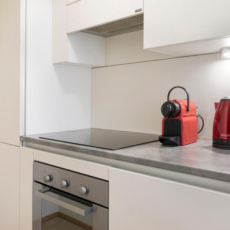 Domus Apartments Como - by Relais Di Giada - Appartamento con Balcone - 8
