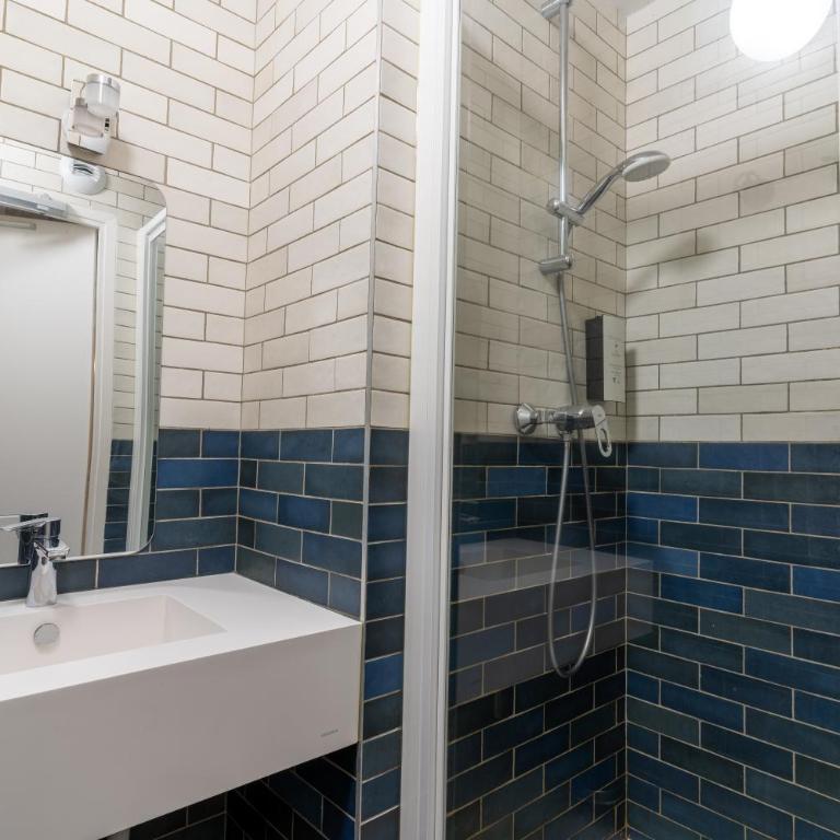 CALM Appart' & Hostel - Lit dans Dortoir pour Femmes de 6 Lits - 13