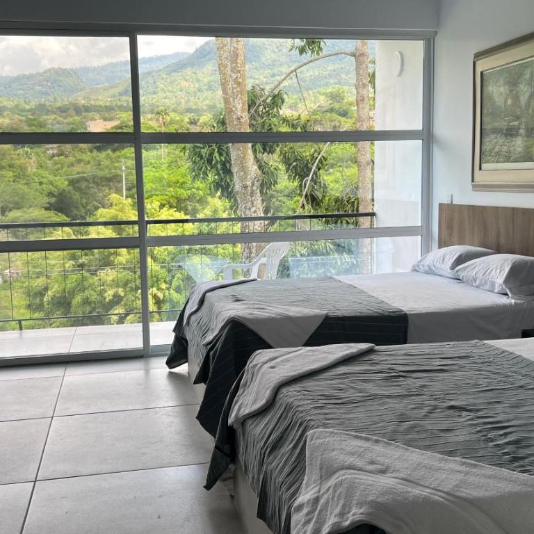 Villa La Felisa Hospedaje Campestre Pandi Cundinamarca - Casa de 8 dormitorios - 3