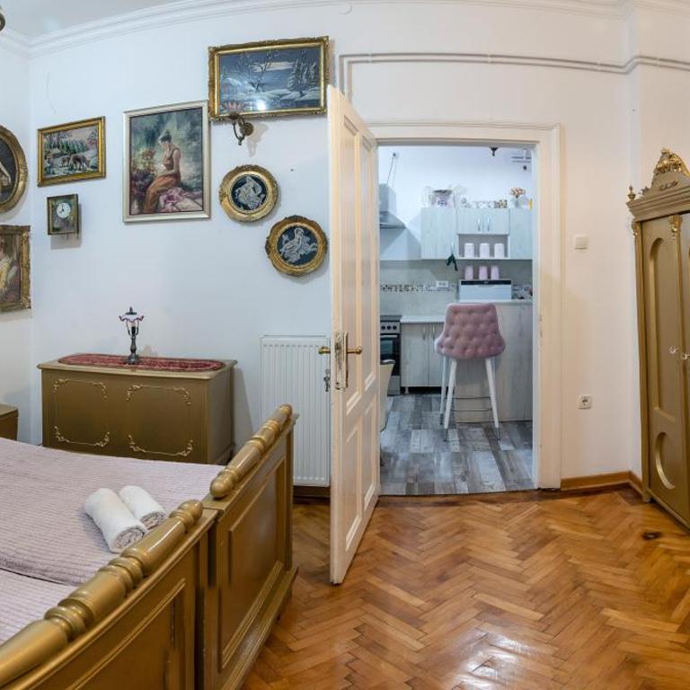 Natalie's Gallery - Apartman sa 1 Spavaćom Sobom - 1