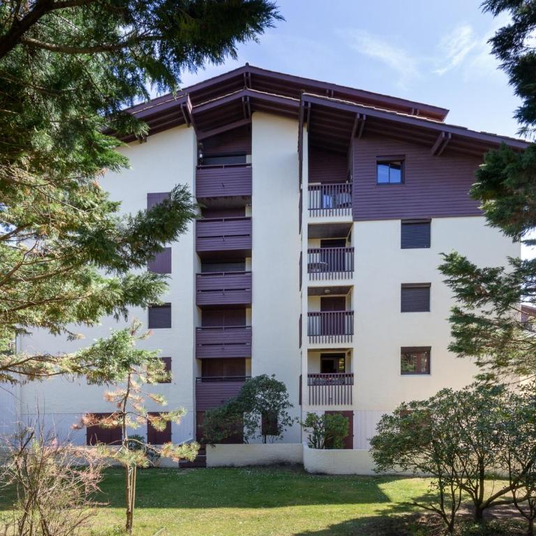 Appartement rénové près des plages et du marché, 2 chambres, terrasse, parking, WIFI inclus - Two-Bedroom Apartment - 12