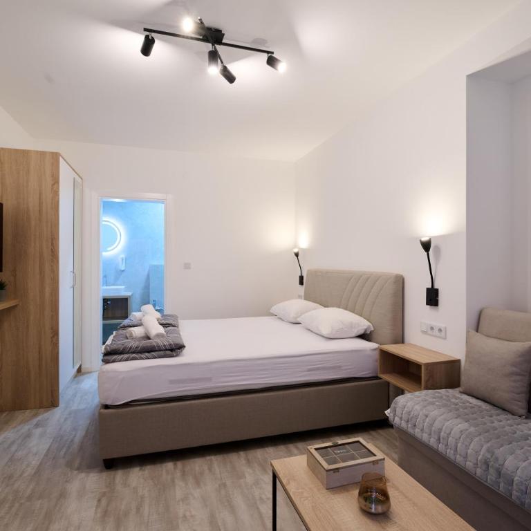 Sultan Apartments - One-Bedroom Apartment - 1