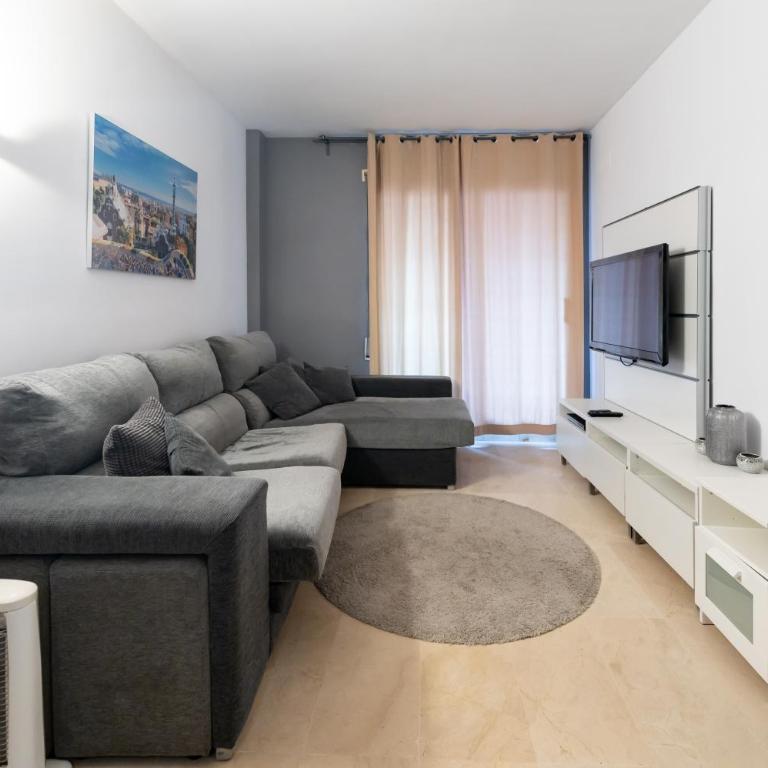 Comfy Downtown + Private terrace - Two-Bedroom Apartment - 28